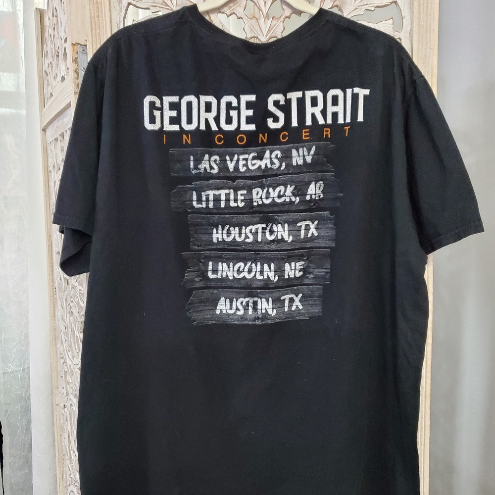 Black Graphic Country Tour Tee - George Strait Austin City Limits  2021 - Picture 4 of 5